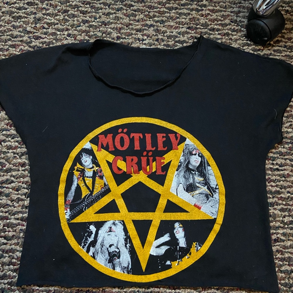 VINTAGE MOTLEY CRÜE BAND TEE